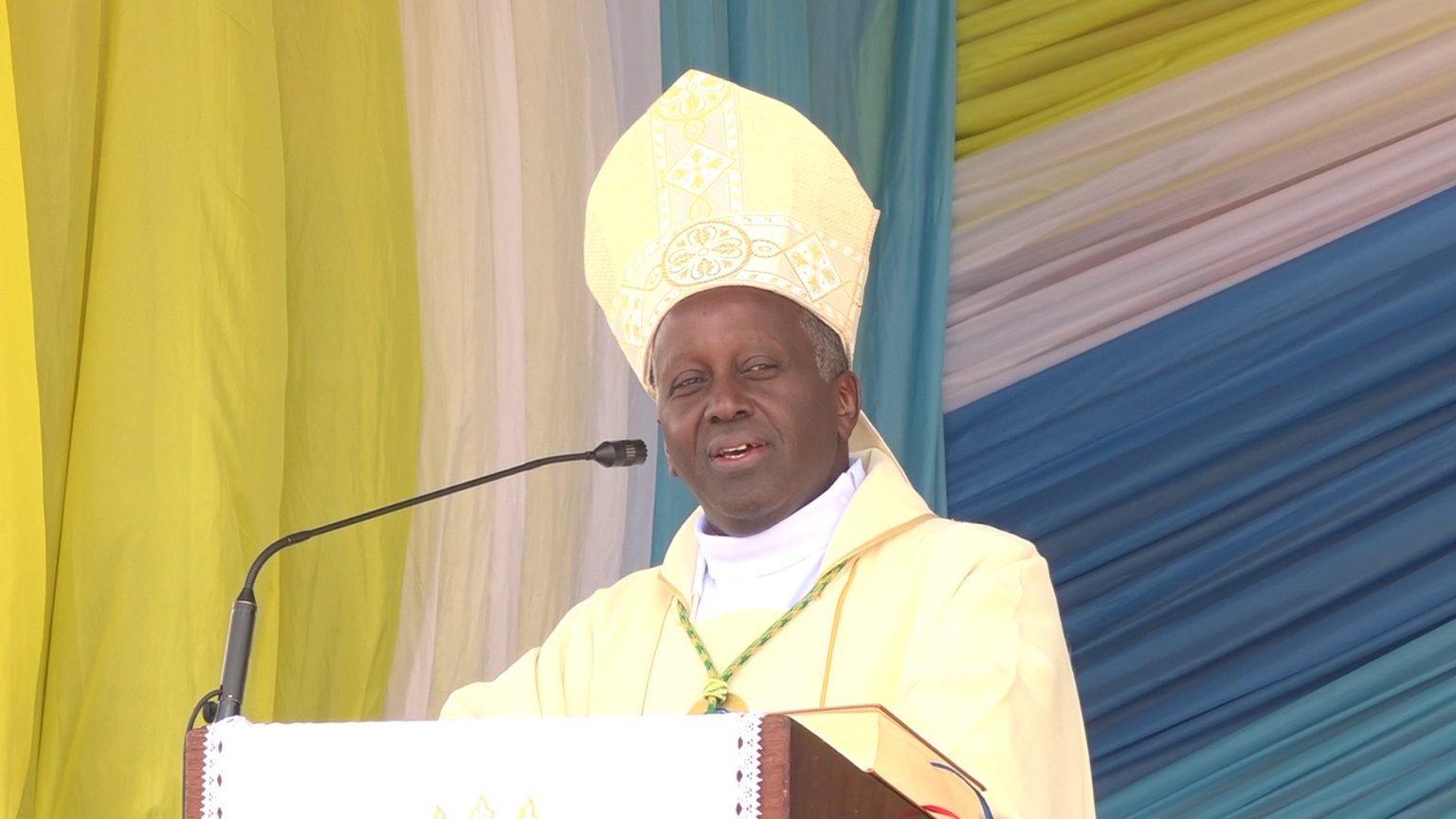 Kibeho: Myr. Ntagungira yasabye Aba-Legio Mariae gusanga abakristu baciwe intege na Kiliziya zimaze imyaka 2 zifunze