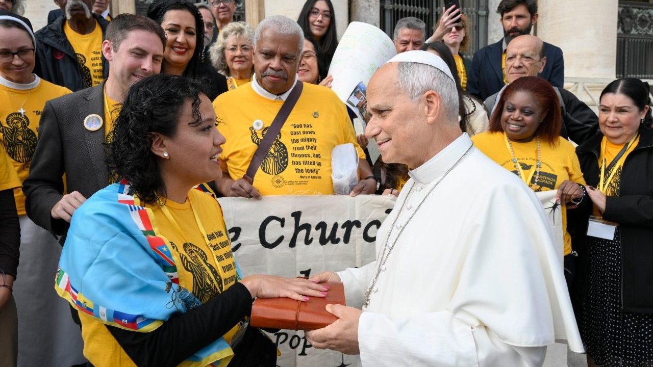 Papa Leo XIV yakiriye abaharanira uburenganzira bw’abimukira bafungiye i Chicago