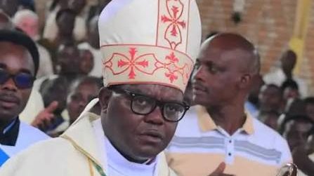 Myr Célestin Hakizimana, Umwepiskopi wa Gikongoro  na we yize  muri Seminari Nto ya Mutagatifu Visenti wa Pawulo Ndera