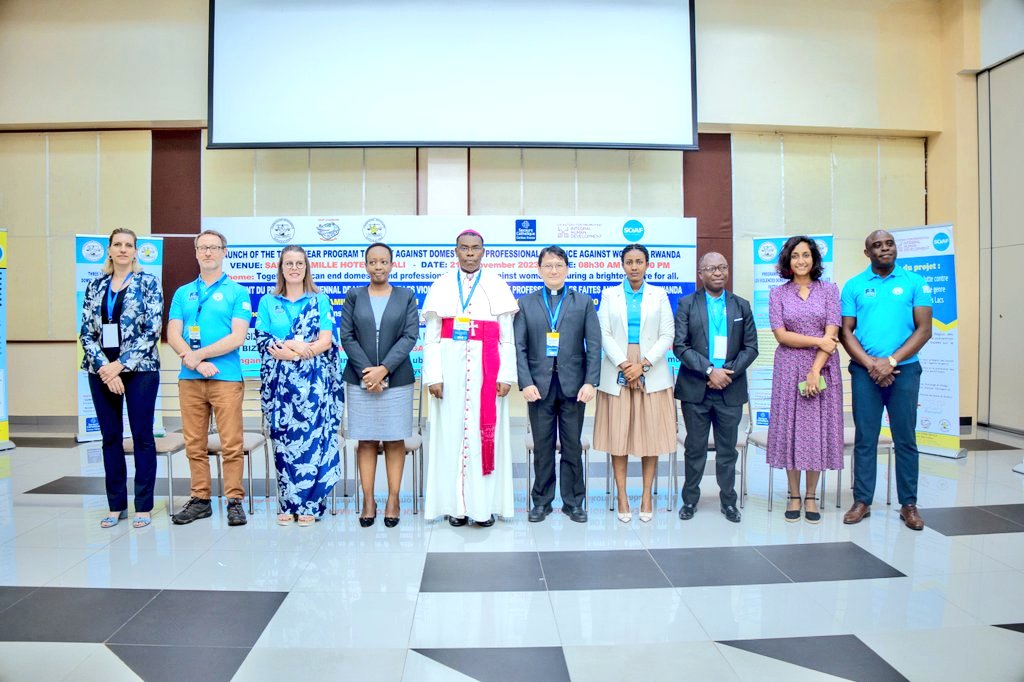 Myr Anaclet Mwumvaneza yatangije Porogaramu yo kurwanya ihohoterwa rikorerwa abagore