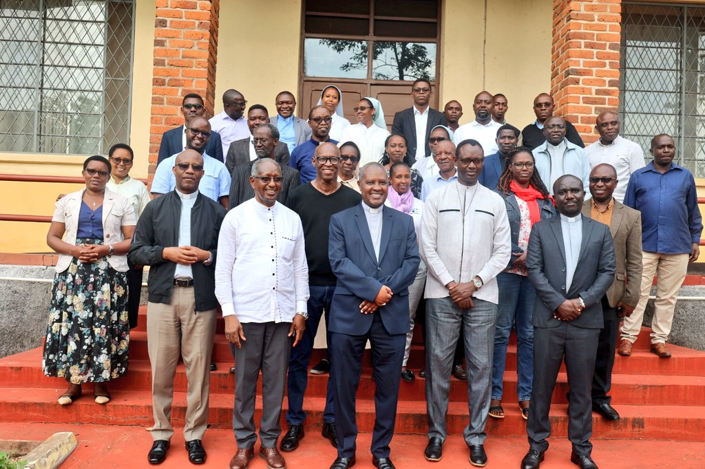 Inama y'Abepiskopi yakiriye umunyamabanga wayo mushya