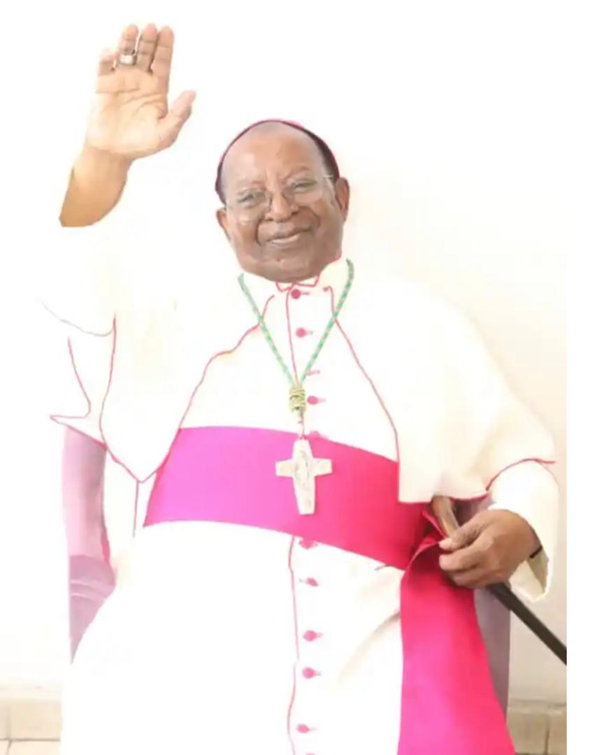 Musenyeri Mukeng’a Kalond witabye Imana ku myaka 95 yashimiwe umurage ukomeye yasize muri Kiliziya ya RDC