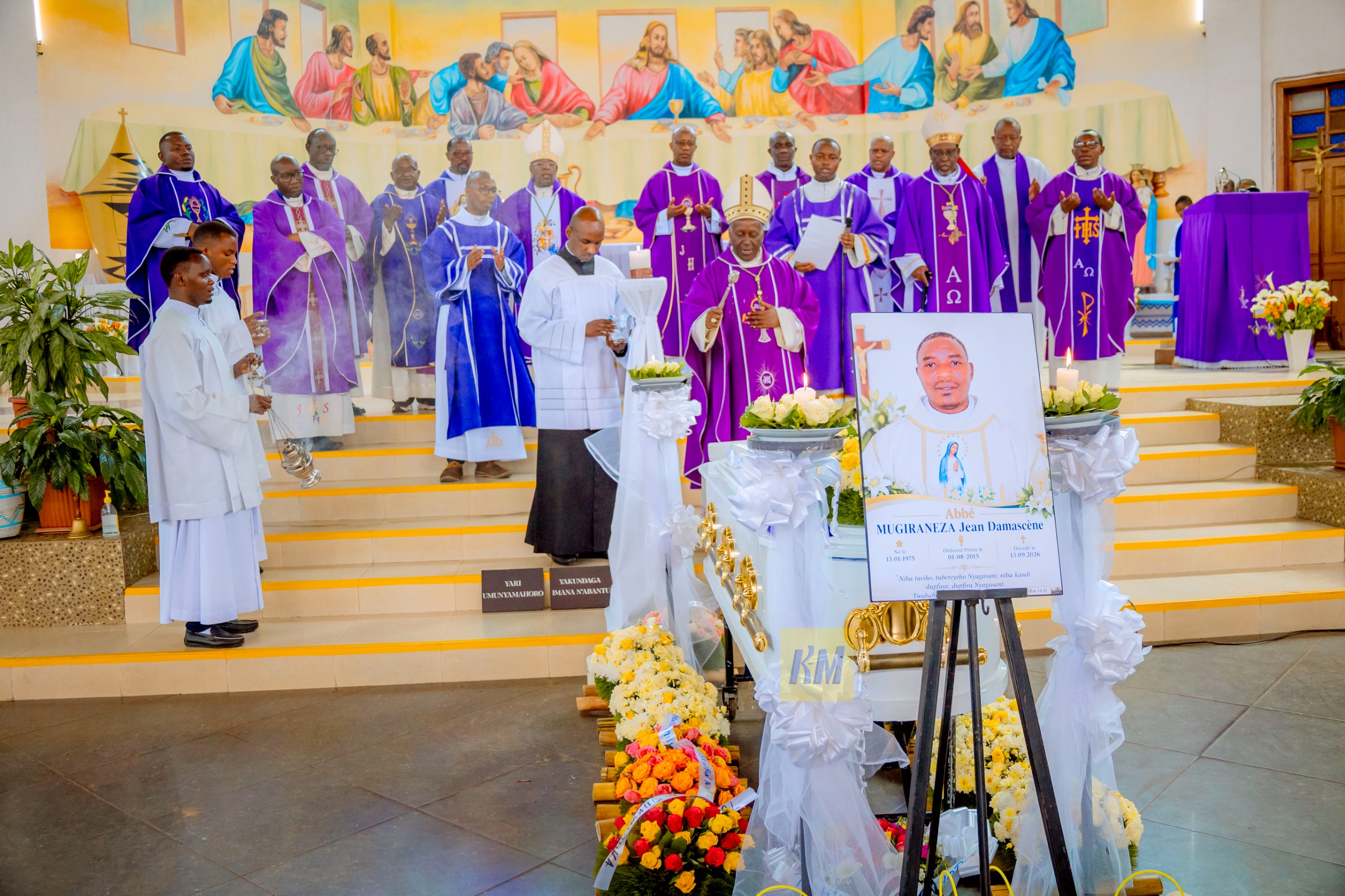 Padiri Jean Damascène Mugiraneza yasezeweho bwa nyuma arashyingurwa