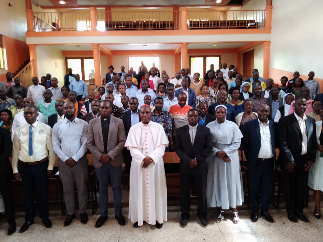Karidinali Kambanda yasabye abagize inteko rusange ya Caritas-Kigali kwita ku muryango