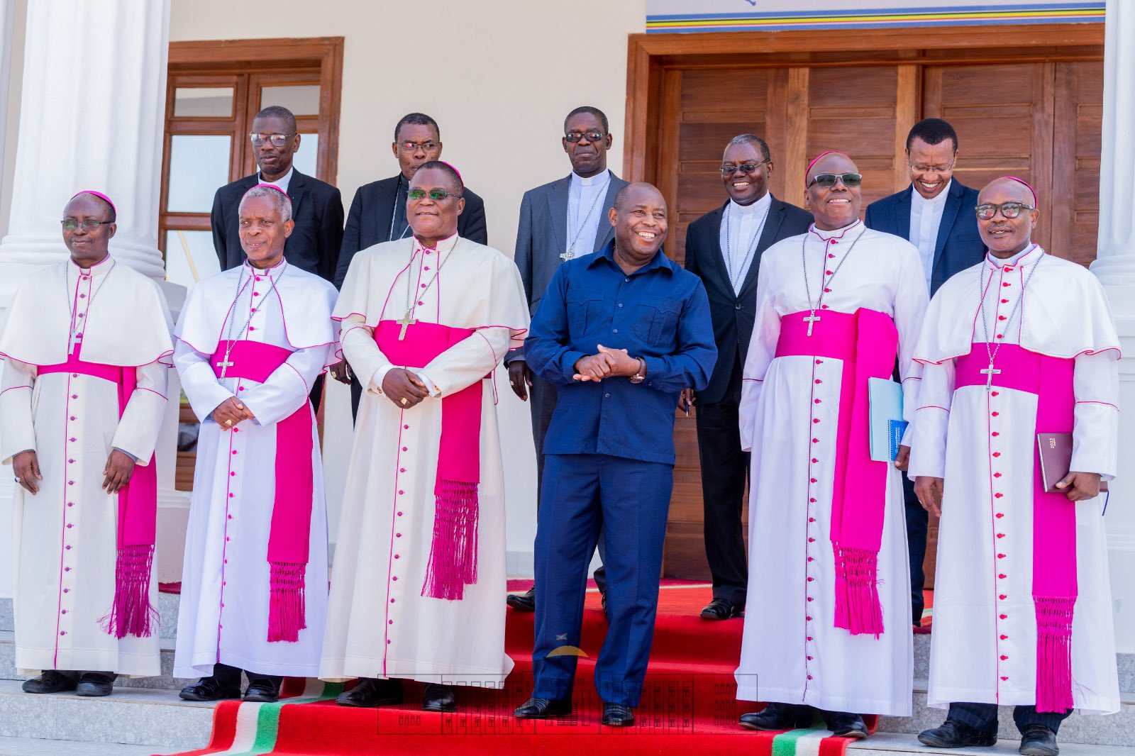 Abepiskopi bagize Biro ya ACEAC bakiriwe na Perezida w'u Burundi