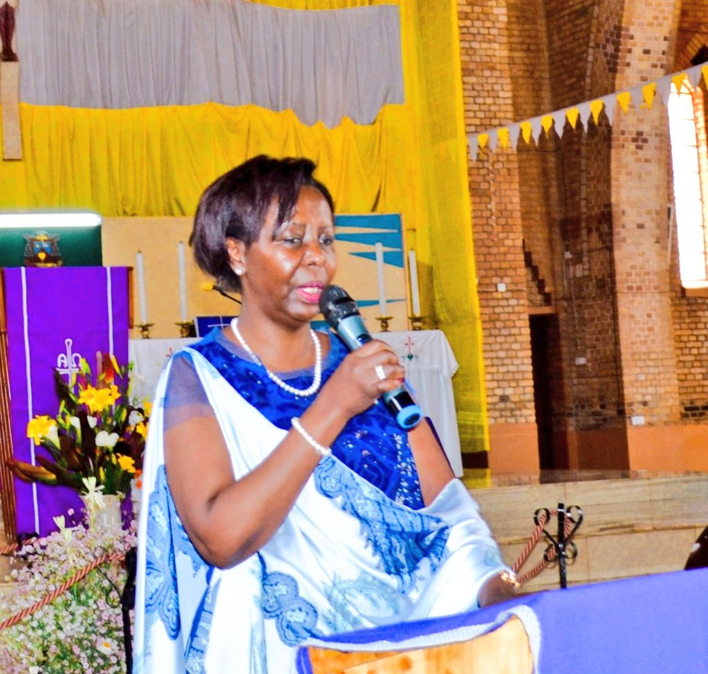 Louise Mushikiwabo yasabye Kiliziya na Leta ubufatanye mu gusigasira umurage wa Myr Alexis Kagame