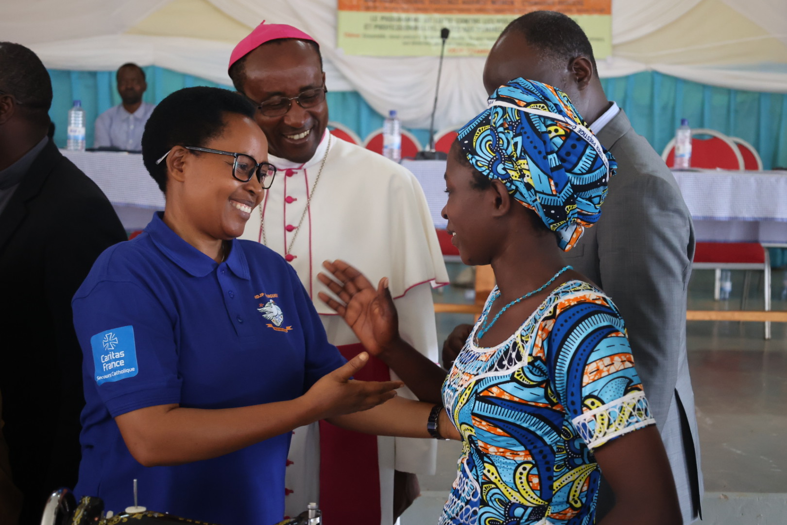 Myr Edouard aramagana abahohotera n'abasuzuguza umugore