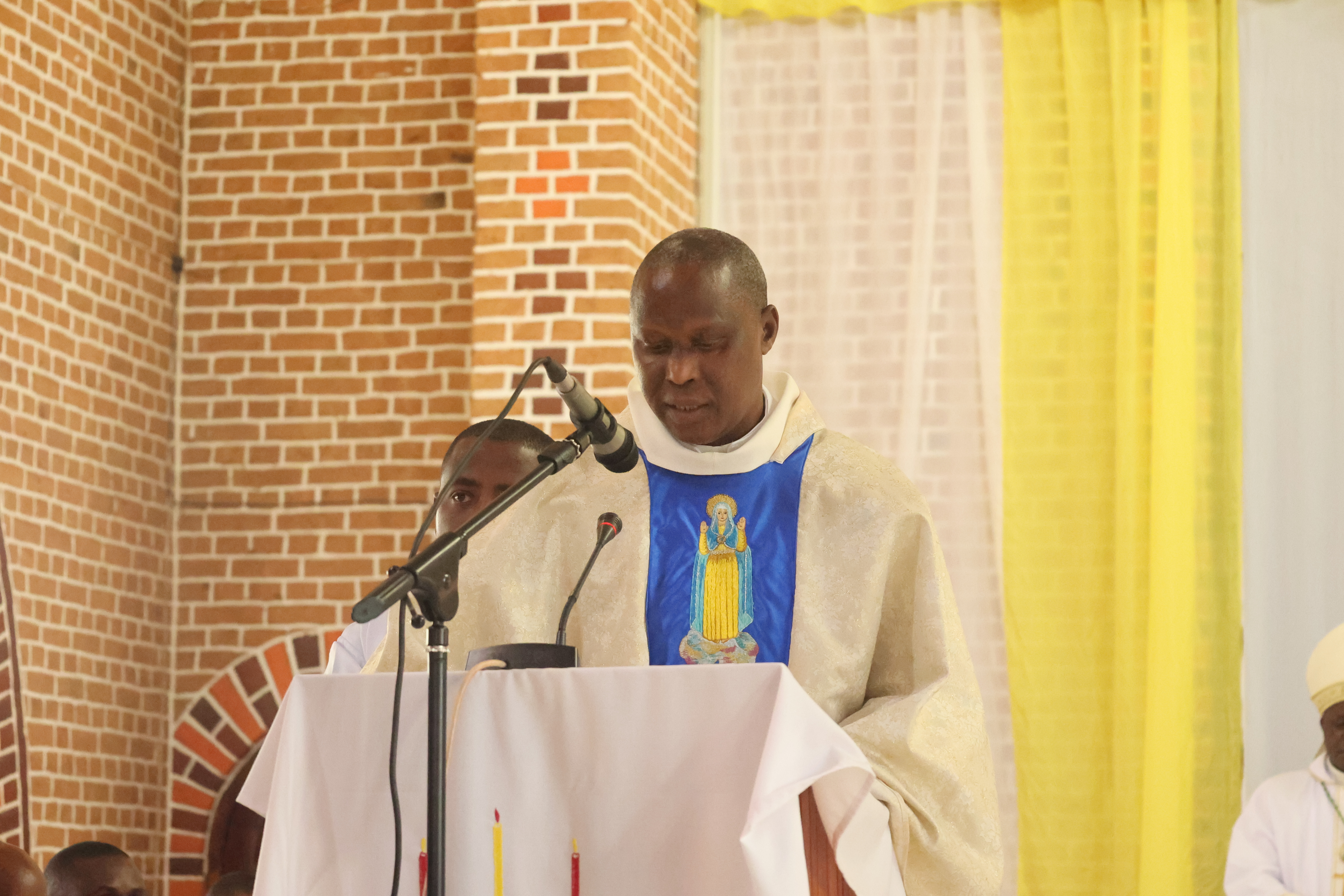 Padiri Ntaganira urerera mu Iseminari ya Rutongo yahimbaje Yubile y’imyaka 25 ari Umusaserdoti