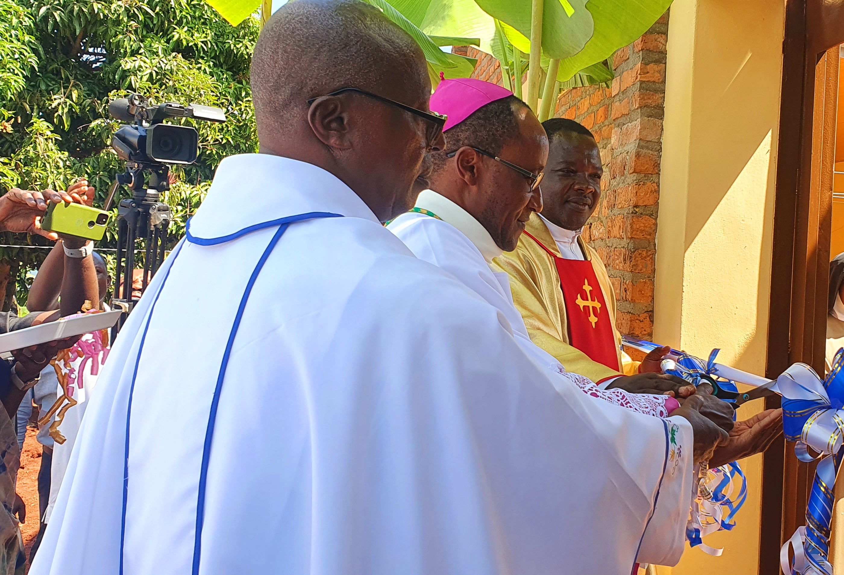 DIYOSEZI YA CYANGUGU YUNGUTSE URUGO RUSHYA RW’ABABIKIRA B’ABAKARARISA MURI PARUWASI YA NYAMASHEKE
