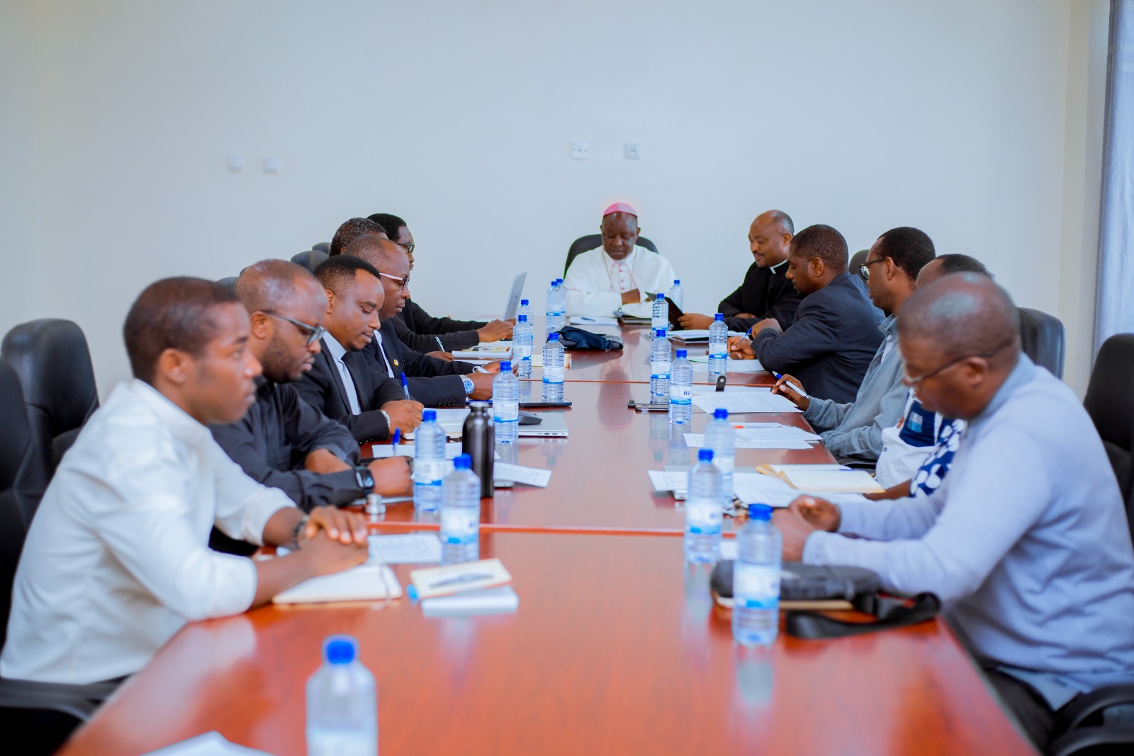 Abitabiriye Inama basezeranyije kuzatanga umuganda wabo mu migendekere myiza y'iyi nama