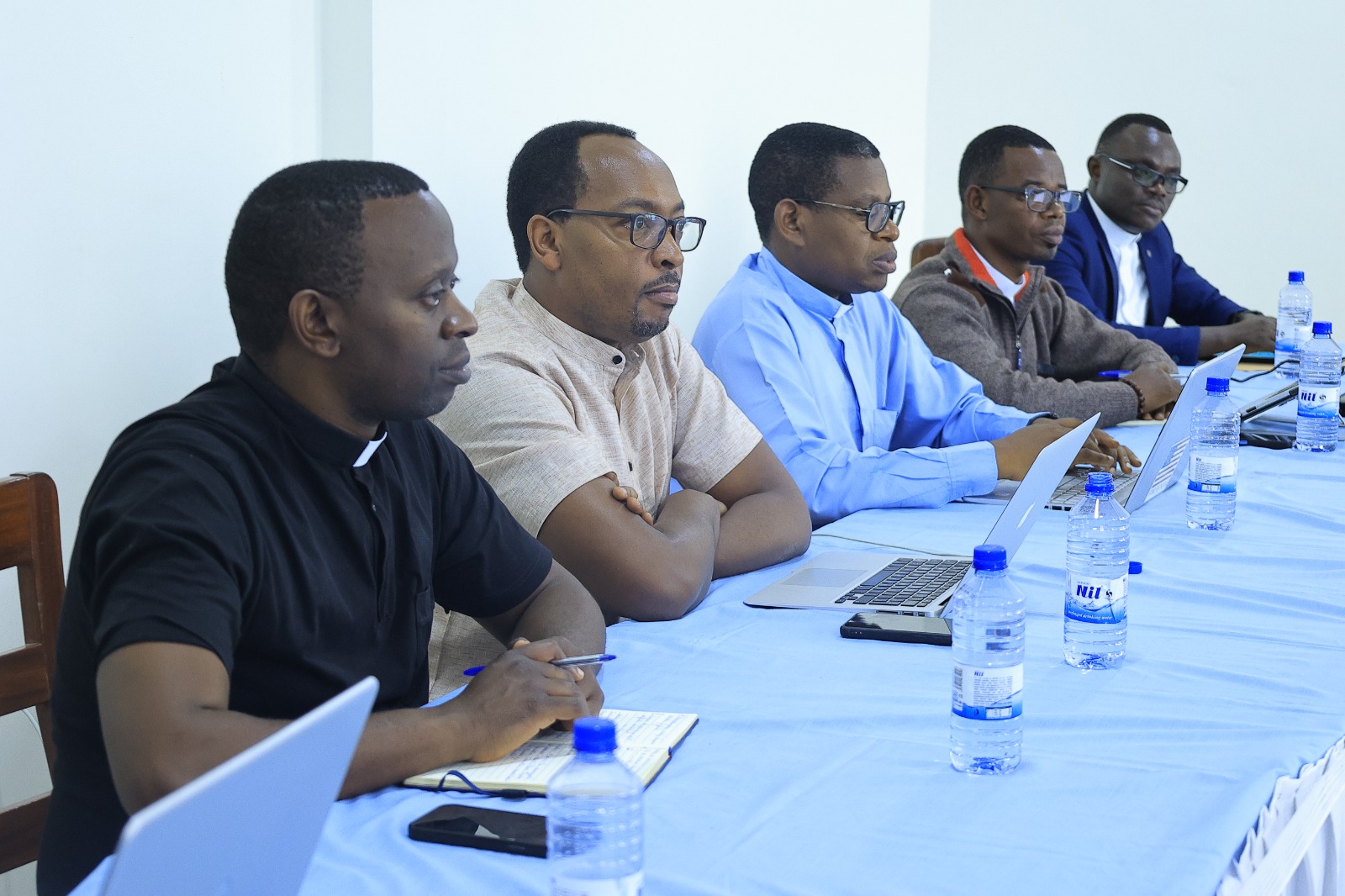 Abapadiri baturutse mu madiyosezi atandukanye bitabiriye iyi nama