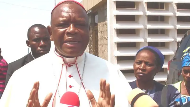 Abapadiri b'i Kinshasa basabye iperereza ku bitero byibasira za Kiliziya n’abihayimana