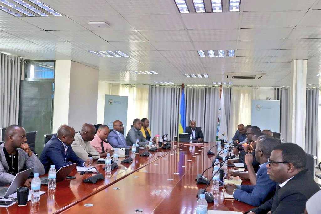 Minisiteri y'Uburezi n'Ubunyamabanga bw'Abepiskopi bushinzwe uburezi bafashe ingamba zo kurinda ubuzima bw'abana ku mashuri