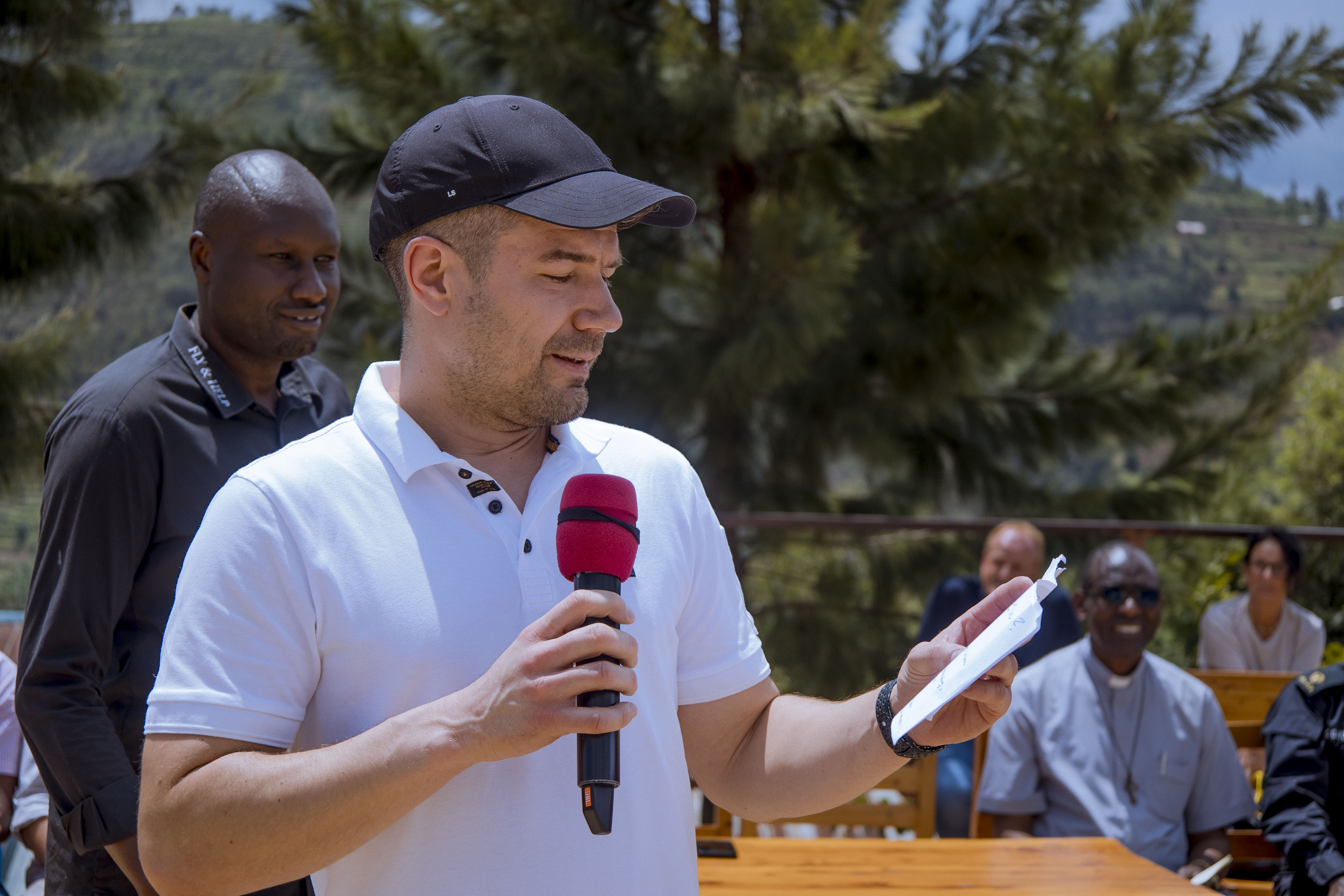 Rulindo : Meya wa Hachenburg mu Budage yifuza ko umubano w’uyu mujyi   na GS Burehe waramba