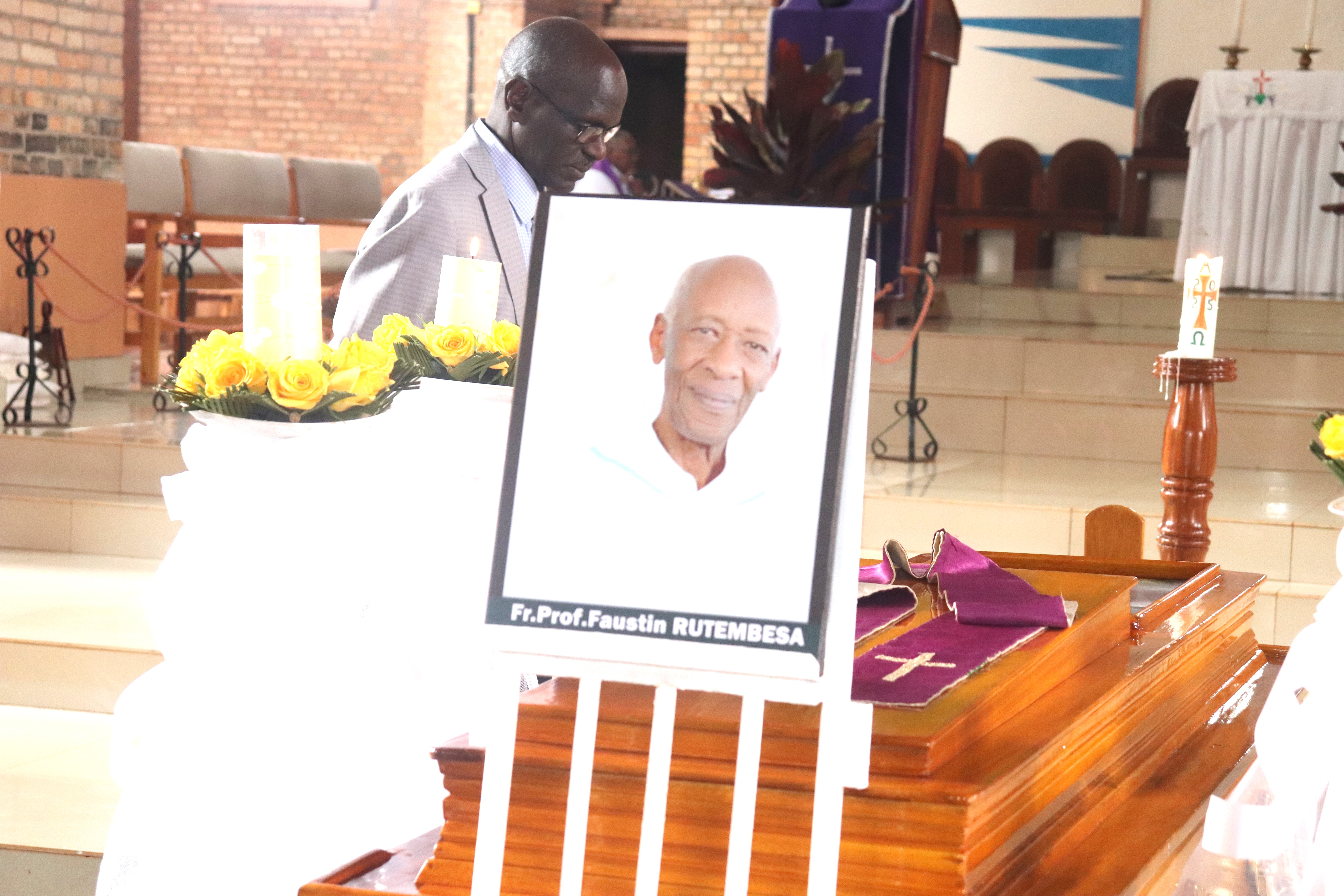 Padiri Prof. Faustin Rutembesa yashyinguwe: Umurage asize mu burezi, muri Kiliziya no mu muryango w’abakristu