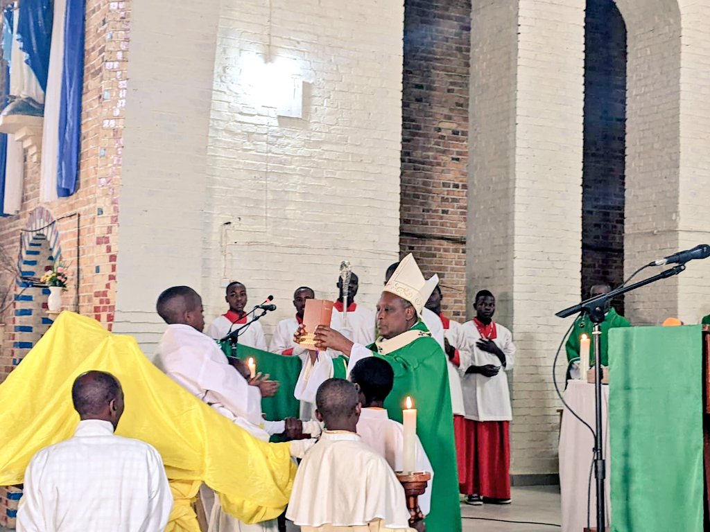 Muri iyi Misa hanahimbajwe kandi icyumweru cyahariwe Ijambo ry'Imana