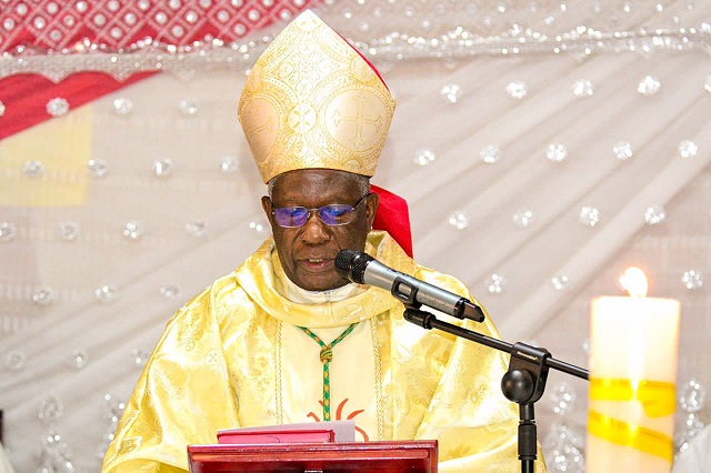 Uganda: Abepiskopi basabye diyosezi na paruwasi kwizihiriza Abahowe Imana iwazo nyuma y’isubikwa ry’urugendo rw’i Namugongo