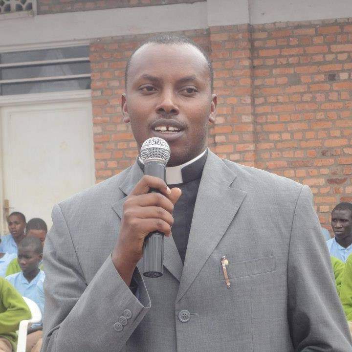 Padiri Kagimbura Oscar wa Diyosezi ya Kibungo yagizwe Umunyamabanga mukuru wa Caritas Rwanda