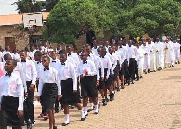 Ishuri ryisumbiye ryitiriwe Mutagatifu Berenadeta rya Kamonyi rirashimira aho rigeze mu myaka 40 rimaze