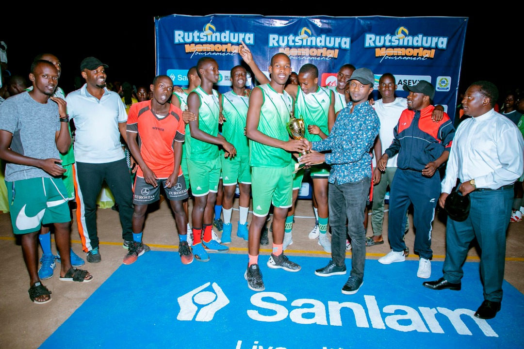 College du Christ Roi ni yo yatwaye Irushanwa Memorial Rutsindura mu kiciro cy'amashuri yisumbuye