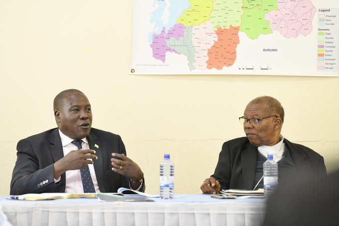 Minisitiri Gatabazi Yashimiye Abepiskopi anabagaragariza ibikwiye kongerwamo imbaraga