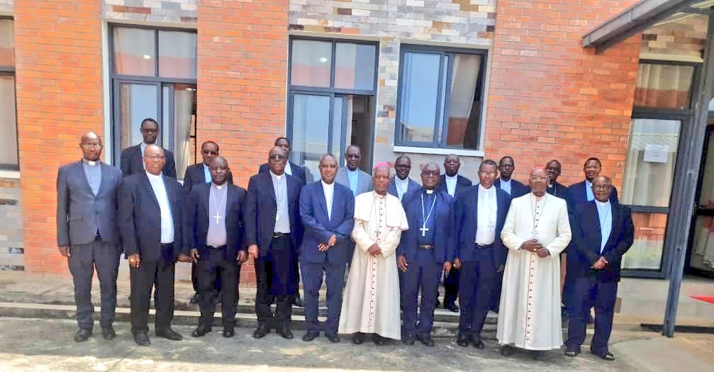 Abepiskopi bo mu Rwanda n’abo mu Burundi barasaba ko ibi bihugu byasubukura umubano