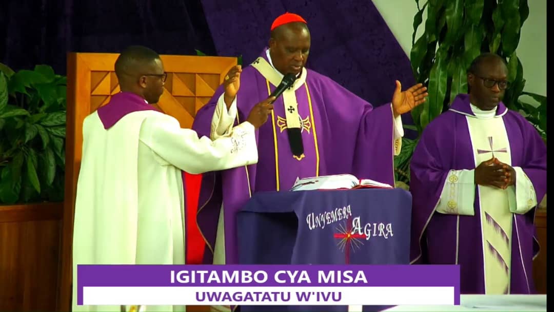 Mu Gisibo cy’Iminsi 40, Karidinali Kambanda arasaba abakristu kugenga inda n’irari no kwibohora ku cyaha
