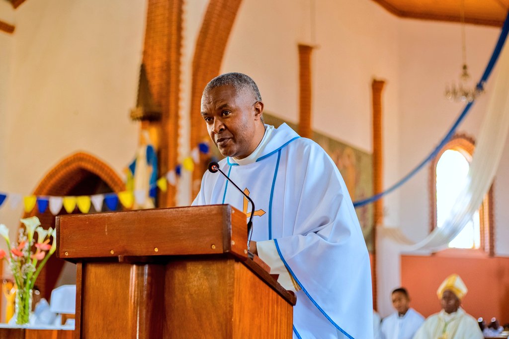 Kabgayi: Nyuma y’imyaka isaga itatu nta Gisonga, Padiri Hodari yatorewe gufasha Umwepiskopi
