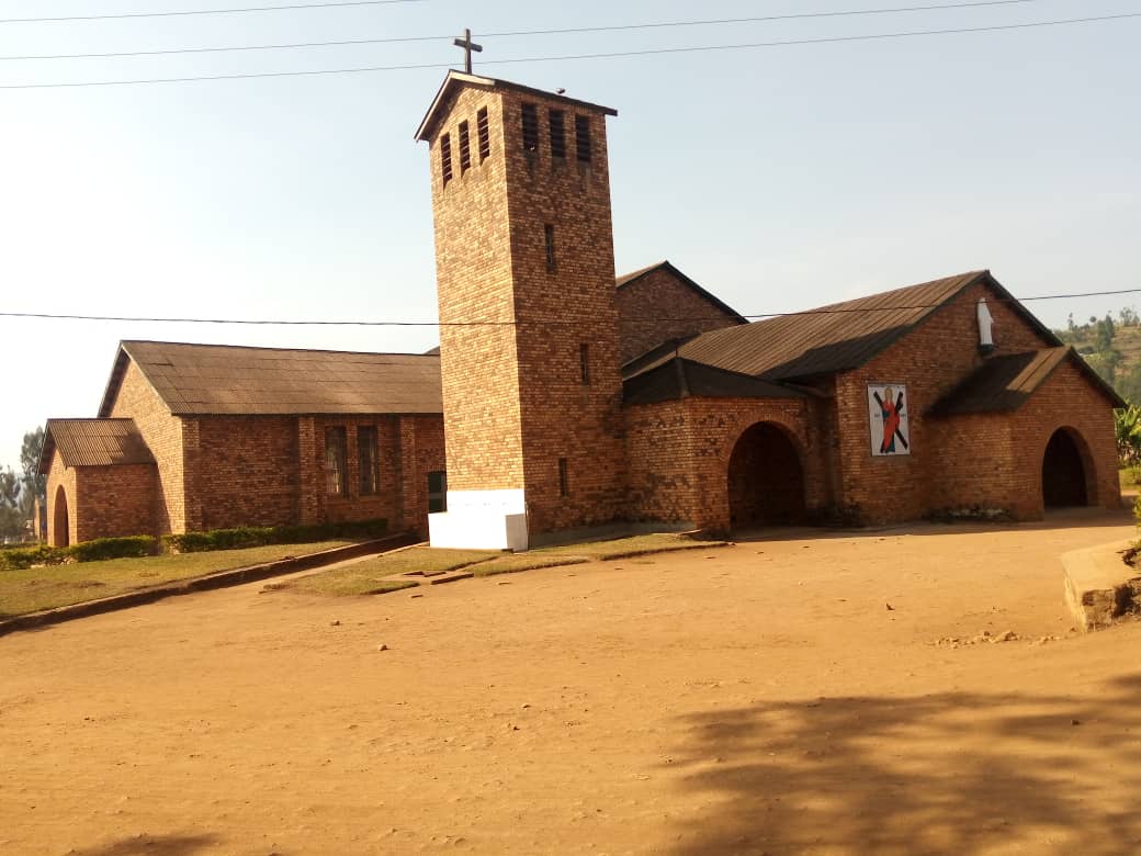 Kiliziya ya Paruwasi ya Nyumba yahimbaje yubile y'imyaka 75 imaze