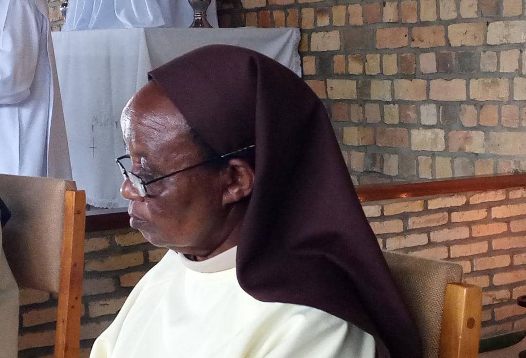 Mama Scholastique Mukangira wo muri Paruwasi ya Zaza yakoze amasezerano yahimbaje Yubile y'imyaka 50