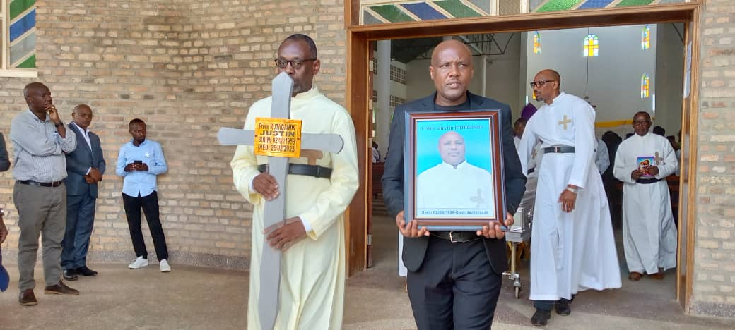 Umuryango w'Abayozefiti uvuga ko Furere Justin yaranzwe n'urukundo no kubana neza n'abandi
