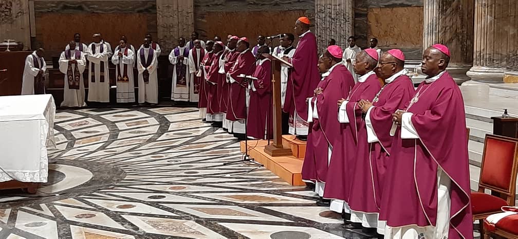 Abepiskopi bo mu Rwanda batuye Misa isoza Visite Ad Limina banagaragaza uko urugendo rwagenze