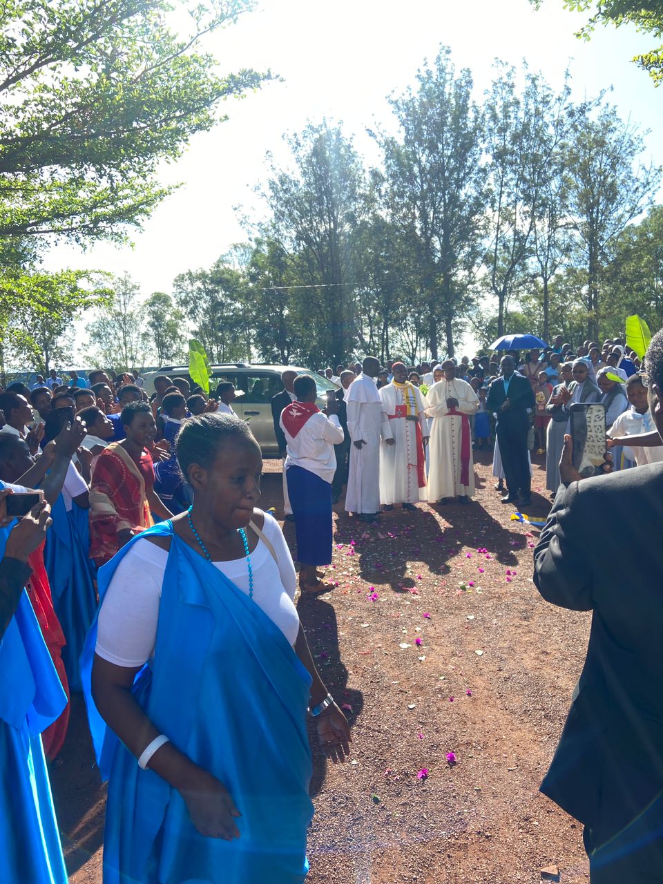 Muri Paruwasi ya Rukira Musenyeri Mushya yakiranywe ibyishimo
