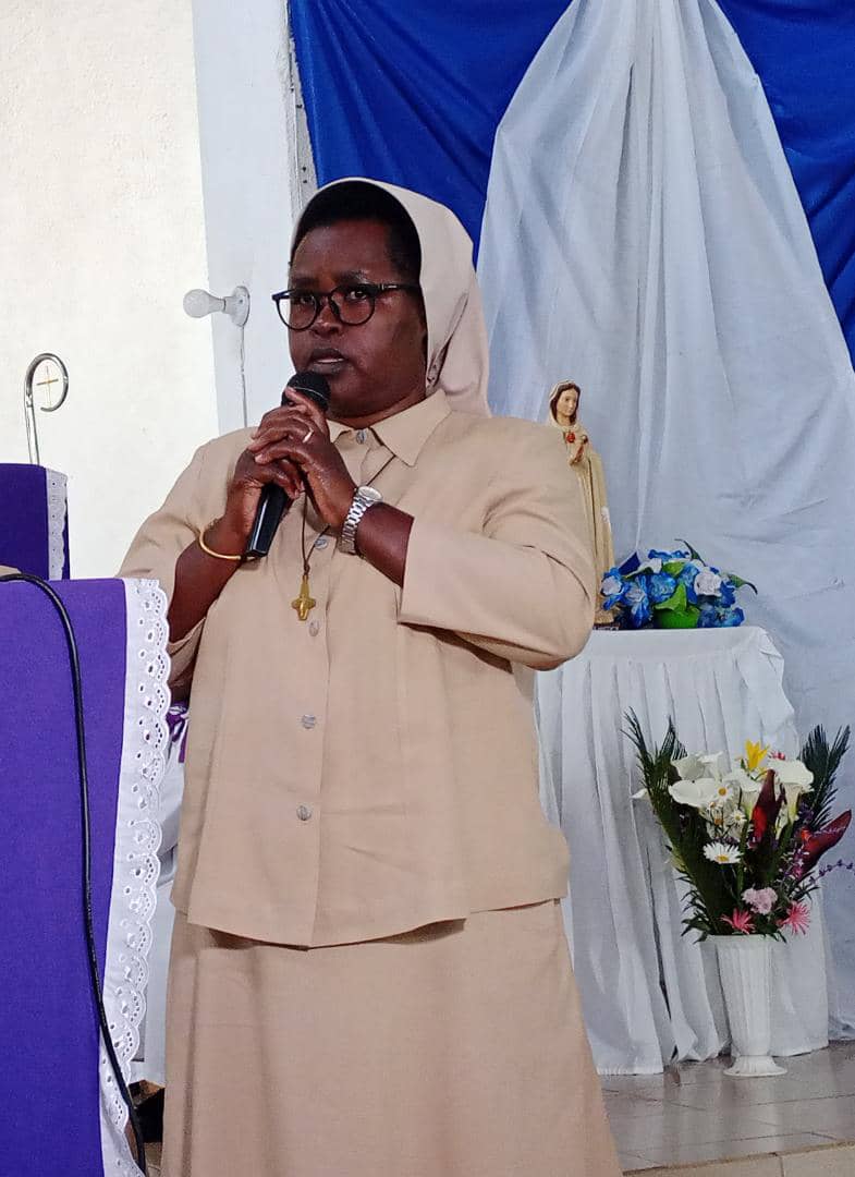 Ubuyobozi bw'umuryango wa Sainte Marie de Namur bwashimye ubwitange n'umutima w'urukundo n'ineza byaranze Mama Odeta