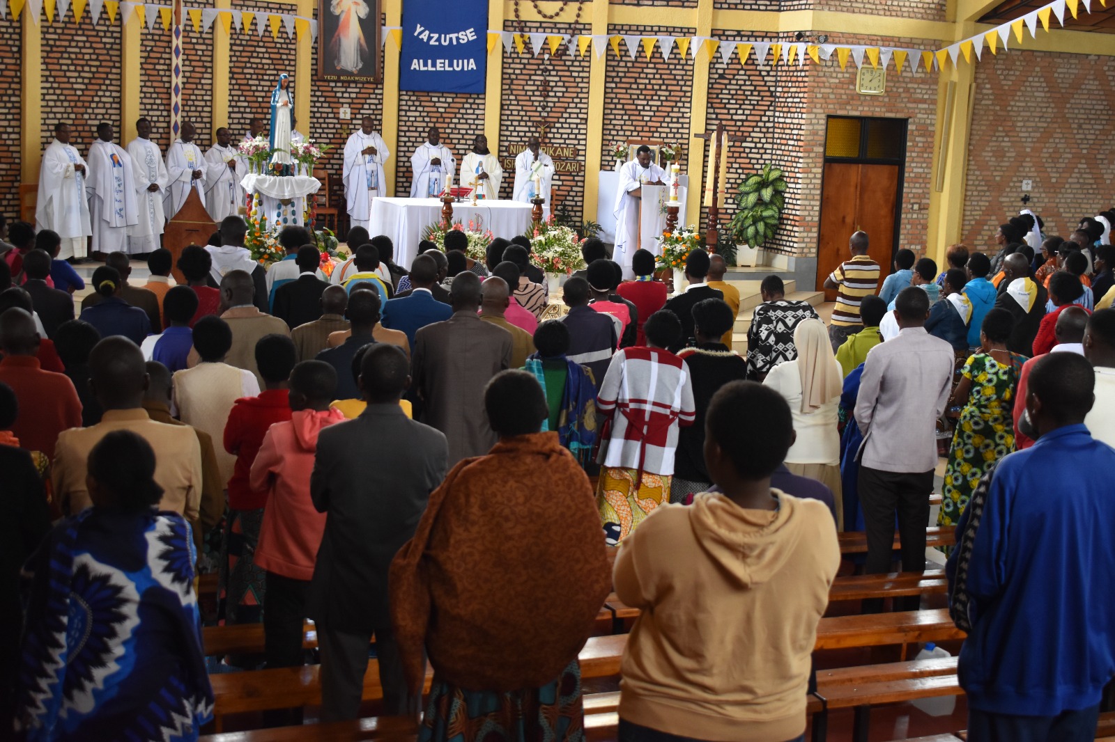 Mu gitambo cya Misa Abakateshiste basabwe kwera imbuto kuko ari cyo kiranga abigishwa beza ba Kristu
