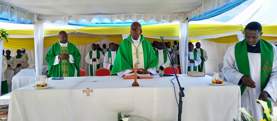 Myr Smaragde yasabye abarezi gukora  uko bashoboye  uburezi ntibube akamenyero.