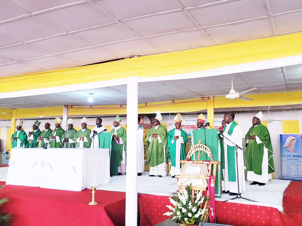 Abepiskopi Gatolika bo mu Rwanda no mu Burundi barishimira intambwe ikomeje guterwa mu guteza imbere ikenurabushyo ry’Umuryango