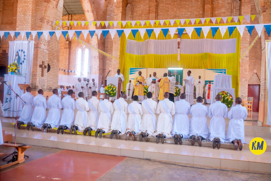 Diyosezi ya Butare yungutse abapadiri barindwi n'abadiyakoni umunani