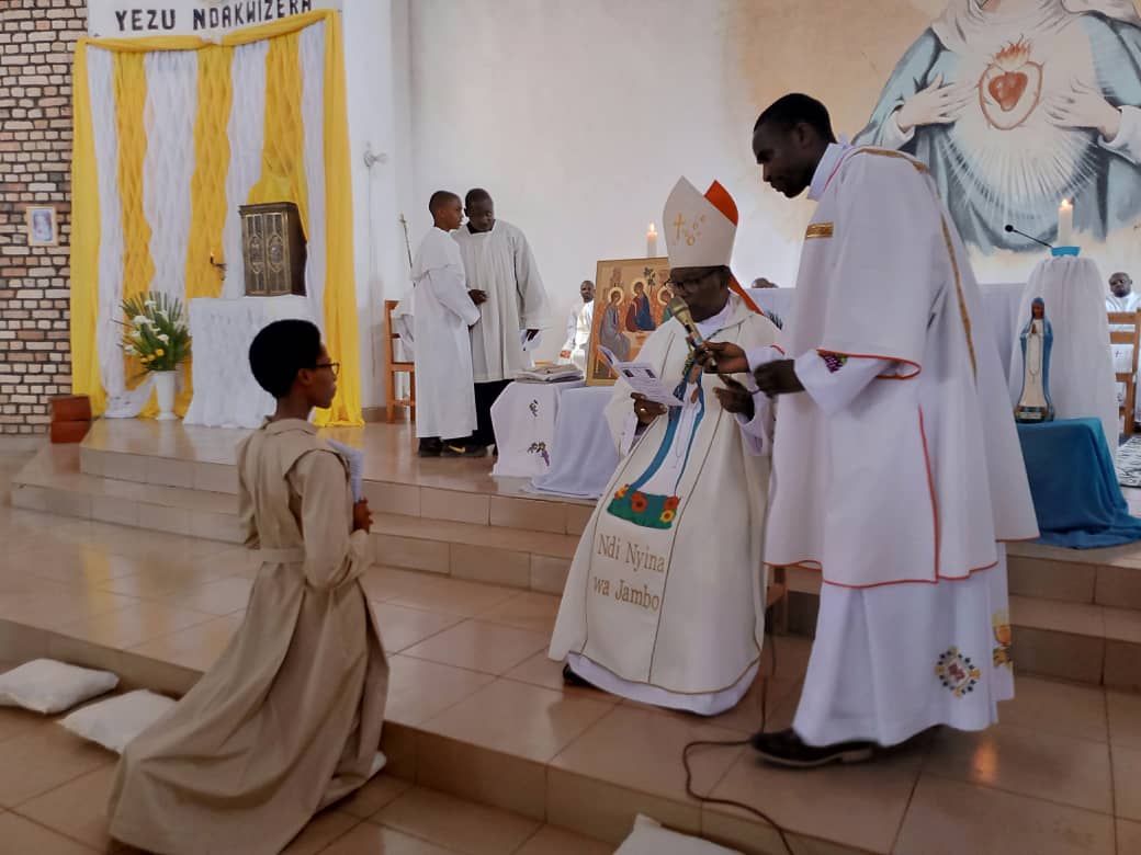 Marie Louise Nyampinga wasezeranye bwa Mbere