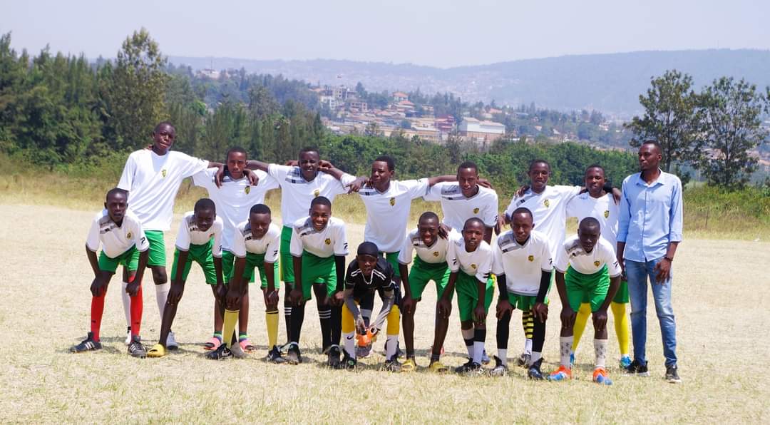 Ni nde uzegukana irushanwa “CECYDAR CUP ”kuri uyu wa Gatanu?