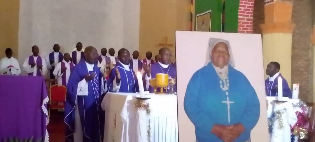 Adria washinze umuryango w'Ababikira b'Akana Yezu yashyinguwe