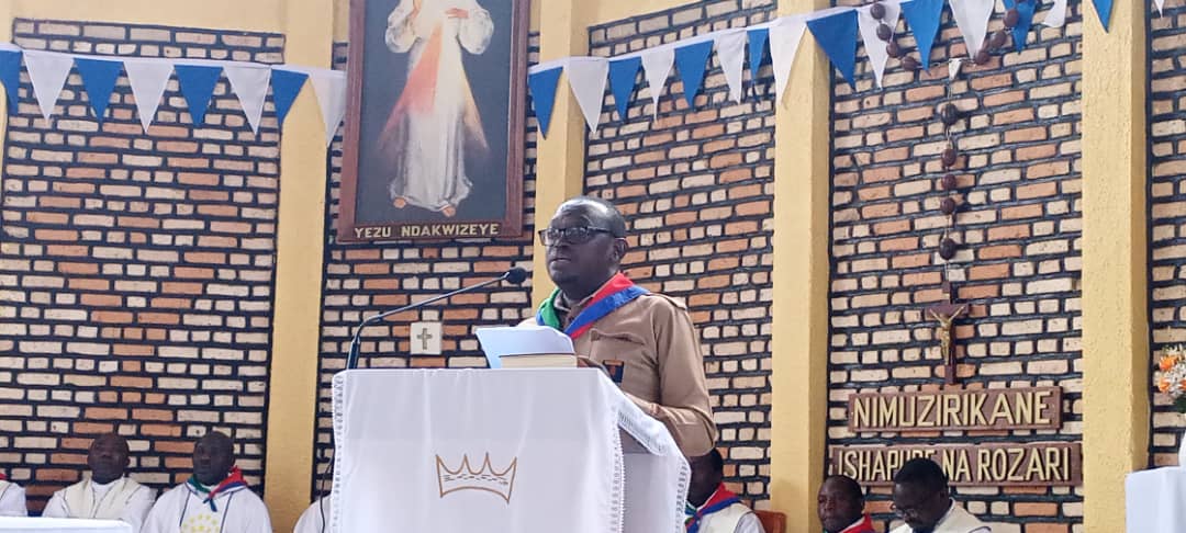 Bwana Viateur Bicali, Umuyobozi w'Abasaveri mu Rwanda yasabye abasaveri kwitabira ibikorwa uyu muryango uteganya uyu mwaka