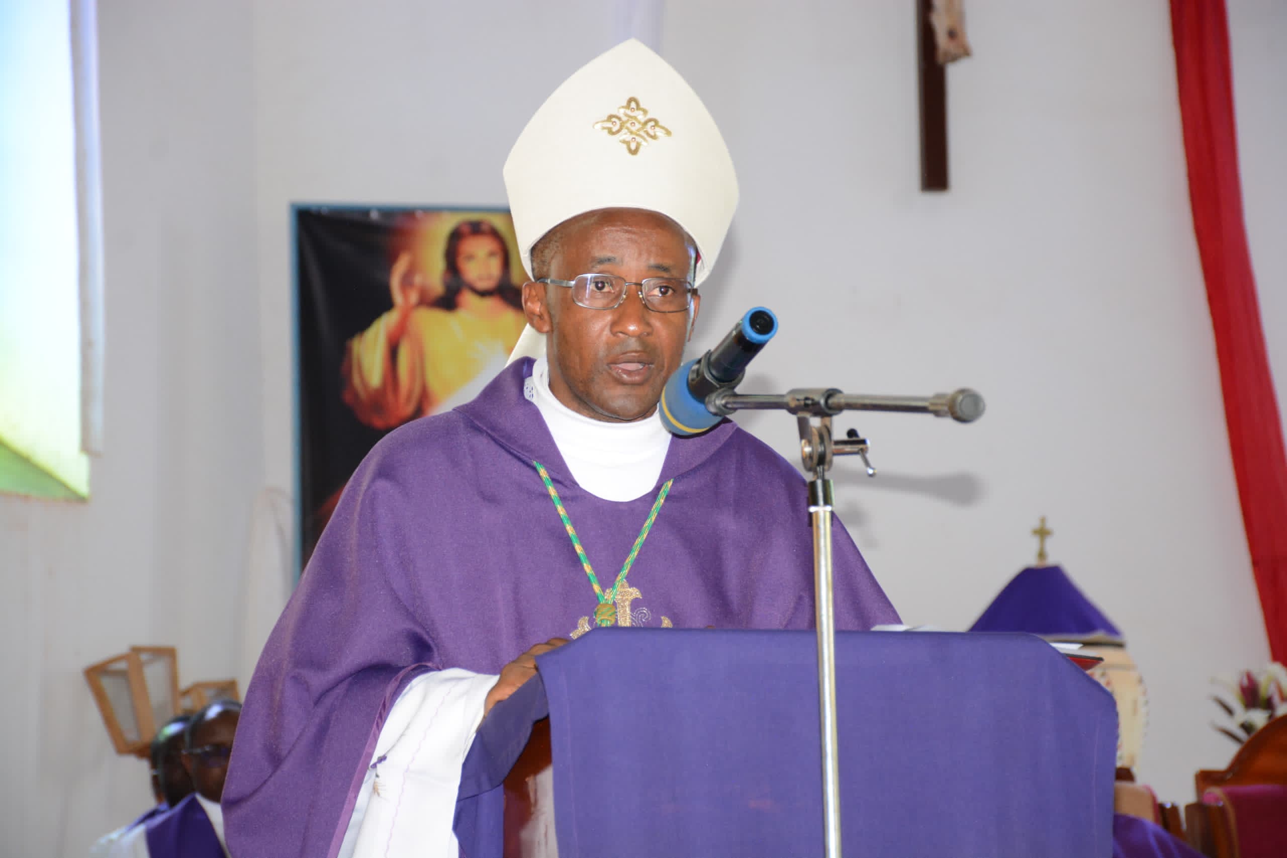 Myr Edouard Sinayobye,ni we wayoboye ibi birori