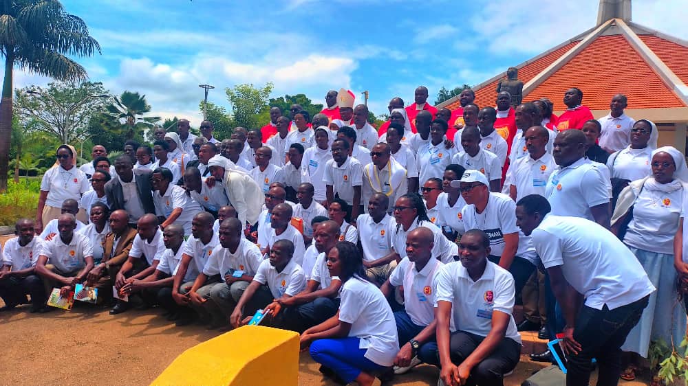 Abakateshiste barishimira ko Kiliziya yahaye agaciro ubutumwa bakora