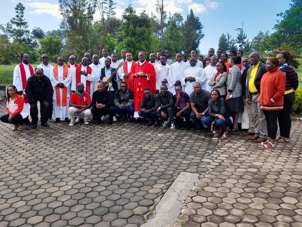 Myr Papias arasaba imiryango y'Agisiyo Gatolika kugumana umwimerere wo kuba amarerero y'ukwemera