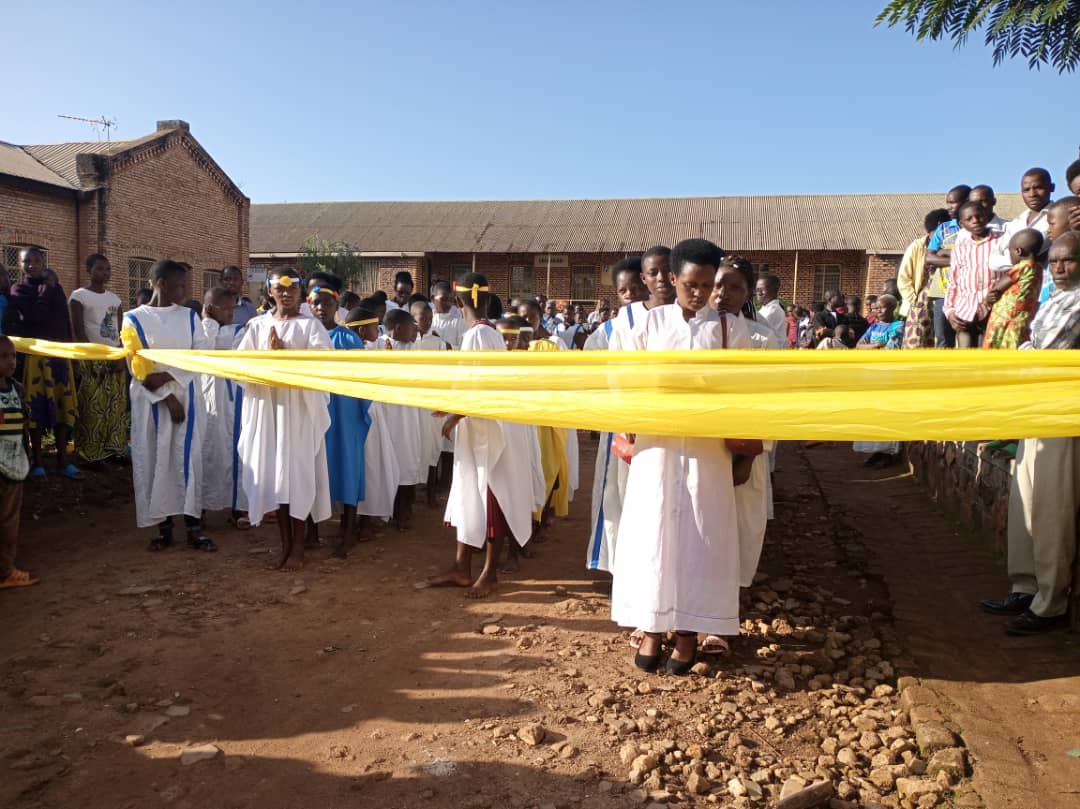 Basabwe kurangwa n'urukundo rwitanga no kubabarira