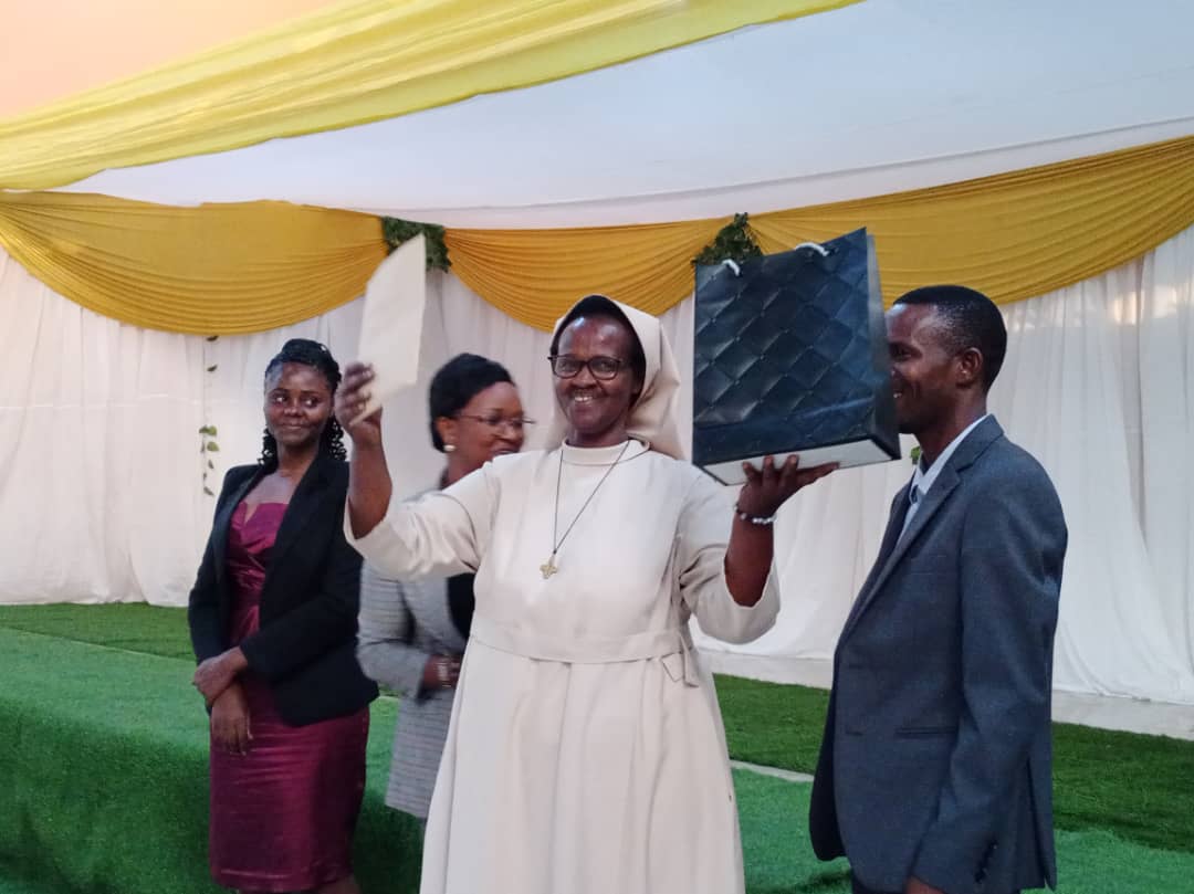 Sr Liberata Mukambayire, Uyobora Sainte Mary's High School