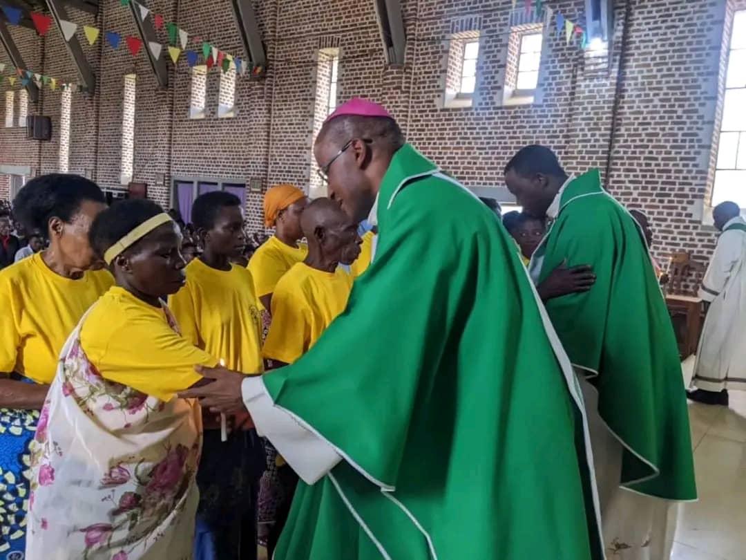 Myr Edouard yasobanuye intambwe  5 z'urugendo rw'ubwiyunge rukorwa na Kiliziya Gatolika