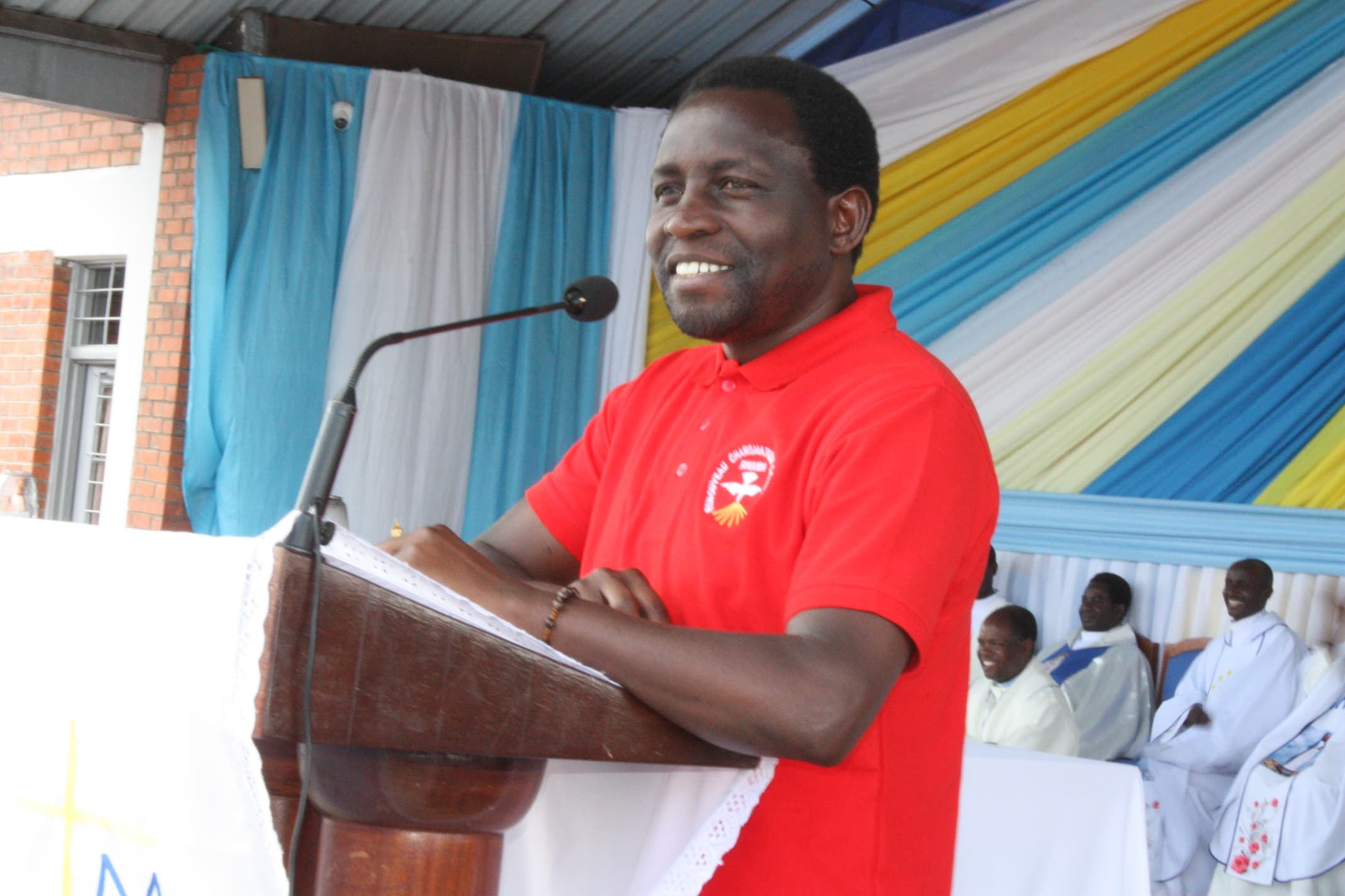 Meya wa Nyaruguru Asaba Abashoramari Gushora Imari i Kibeho: Haracyari Ikibazo cy’Amahoteri n’Amaresitora