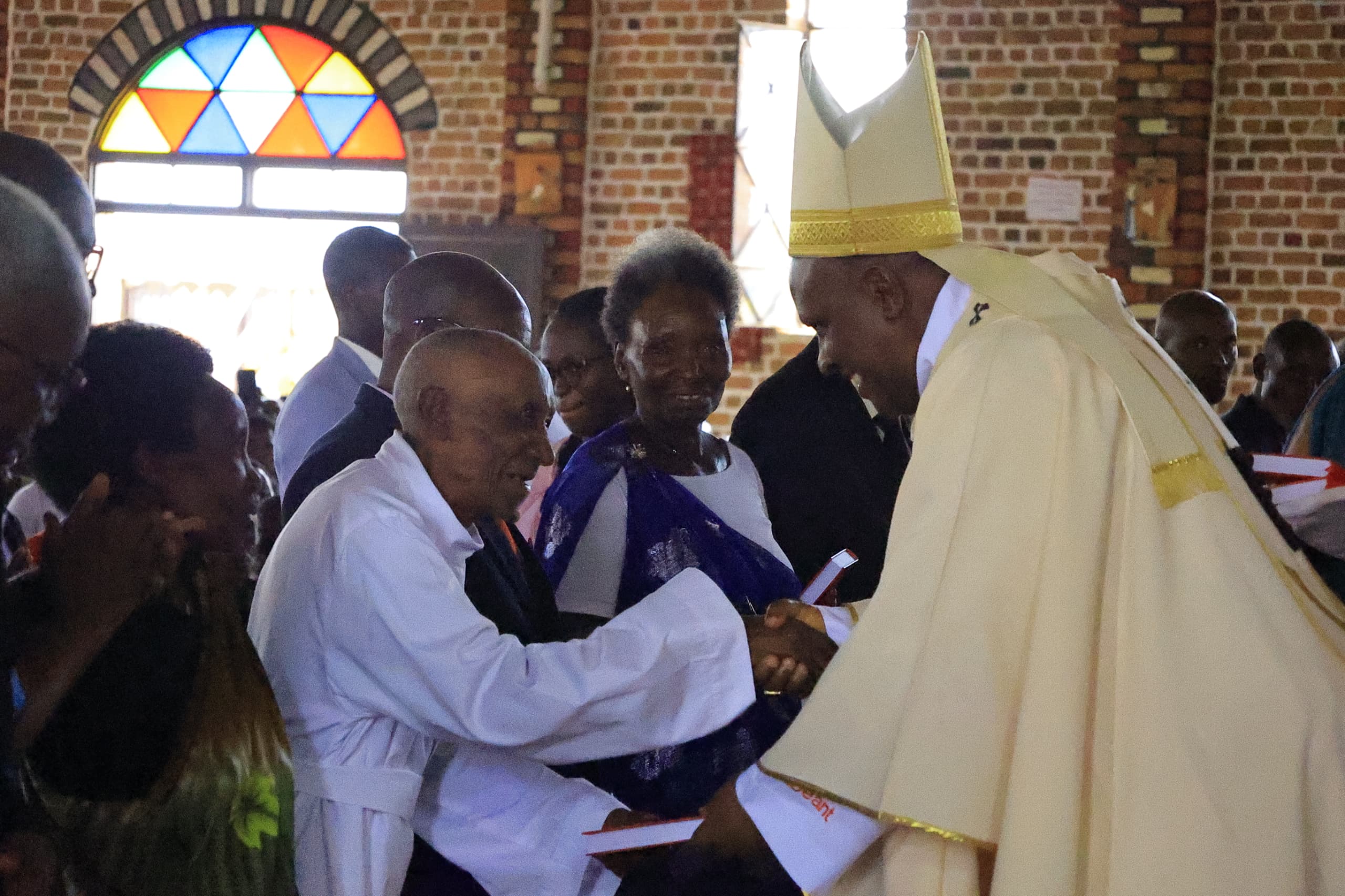 Kigali: Yubile y’Ubutumwa bw’Abalayiki yizihirijwe i Gishaka -Karidinali Kambanda yashimye  uruhare rwabo mu iyogezabutumwa